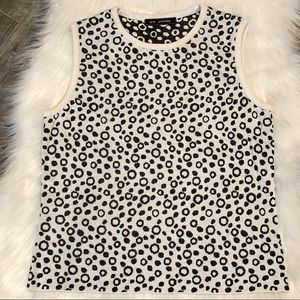 ST JOHN Sleeveless Black & White Knit Top Size 2